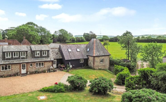 Plot for sale in Hampshire photo